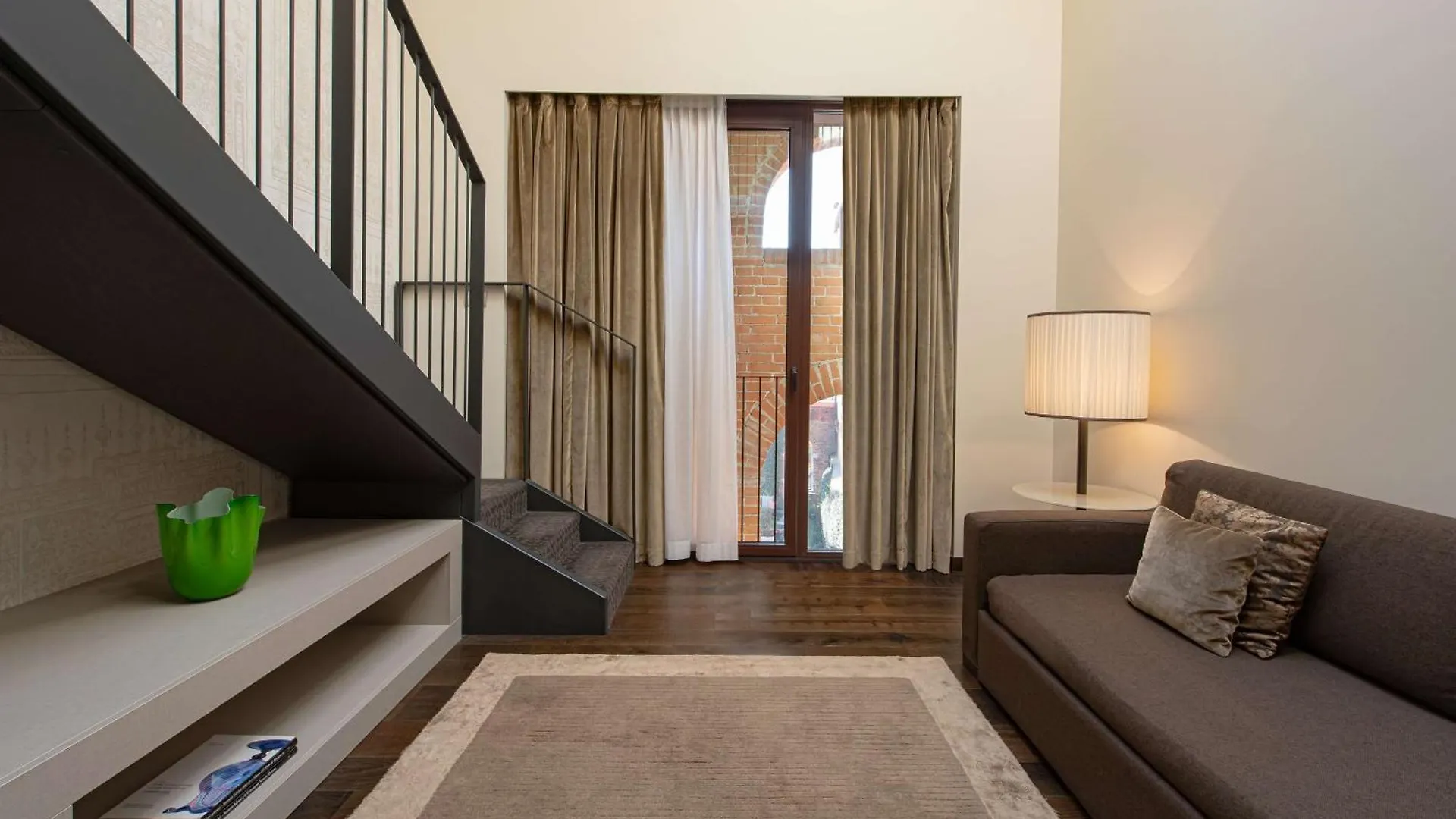 Hyatt Centric Murano Venice 4*,