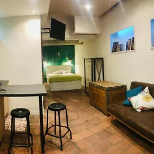  Apartament Ne Mia Włochy